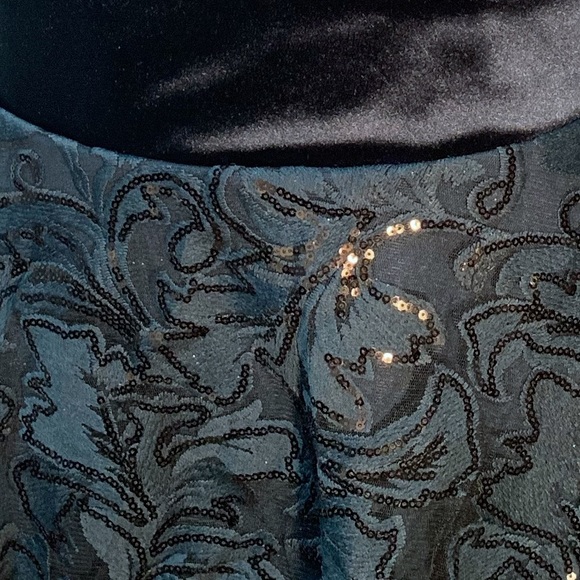 NWT BCX JUNIORS EMBROIDERED STRAPLESS FIT & FLARE DRESS  - sz 13 / womens sz 10 - Picture 5 of 8